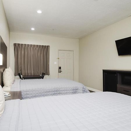 Winchester Inn And Suites Humble/Iah/North Houston Zewnętrze zdjęcie